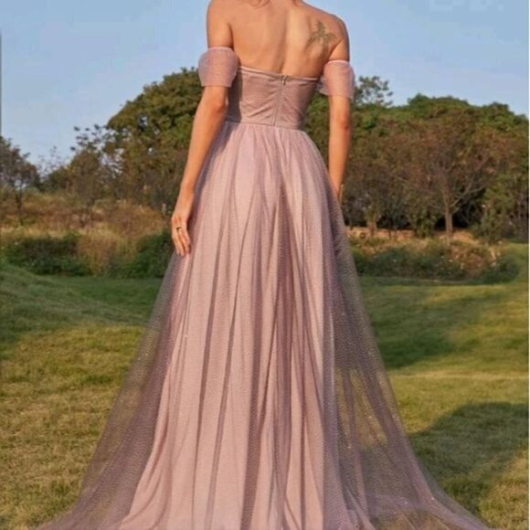 PREMIUM BRAND AND QUALITY BLUSH SPECIAL OCCASIONS GLAMOROUS - Picture 3 of 10